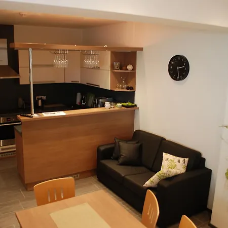 Guest house Na Dedine Mutenice