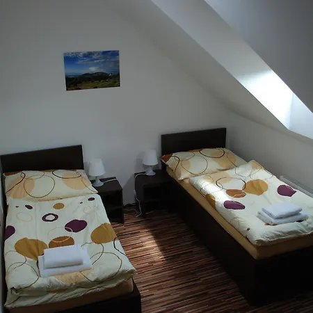 Guest house Na Dedine 3*